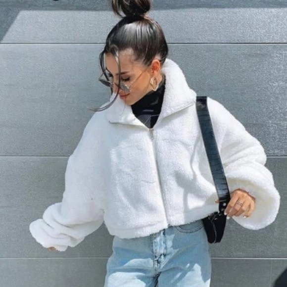 Diosa Vana Jackets & Blazers - LAST NEW White Cropped Puffer Bell Sleeved Teddy Jacket